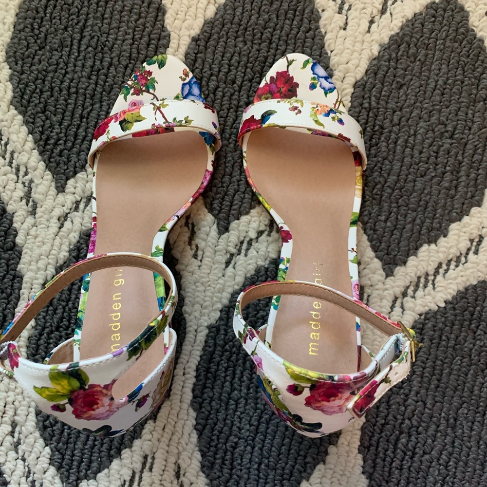 Madden Girl White Floral Heels